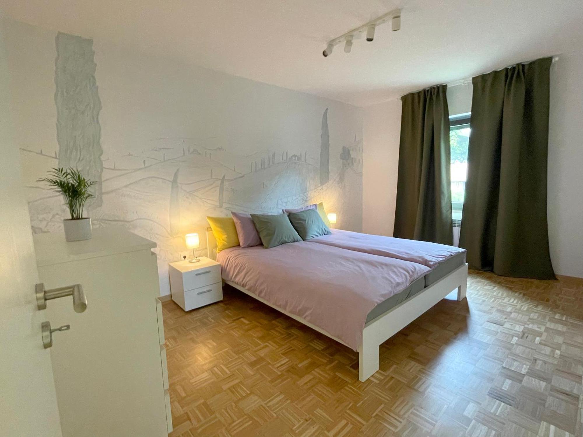 Garden Villa Štanjel エクステリア 写真